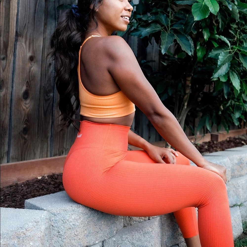 Balance Athletica linear leggings